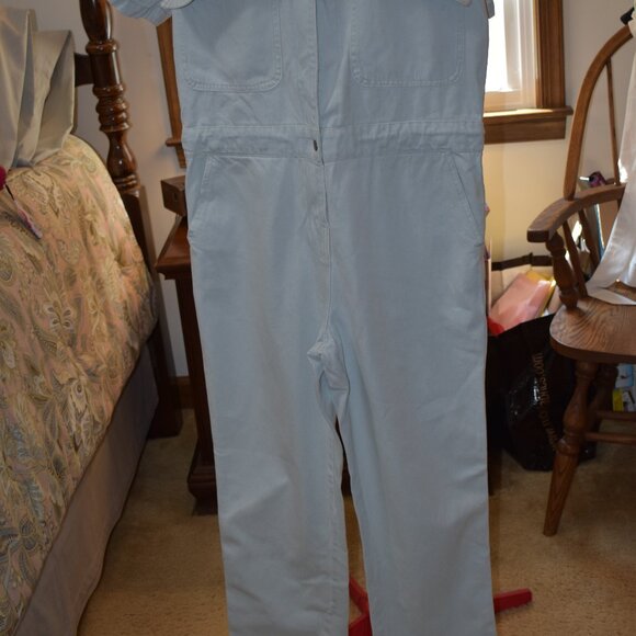 jumpsuit - Picture 2 of 9